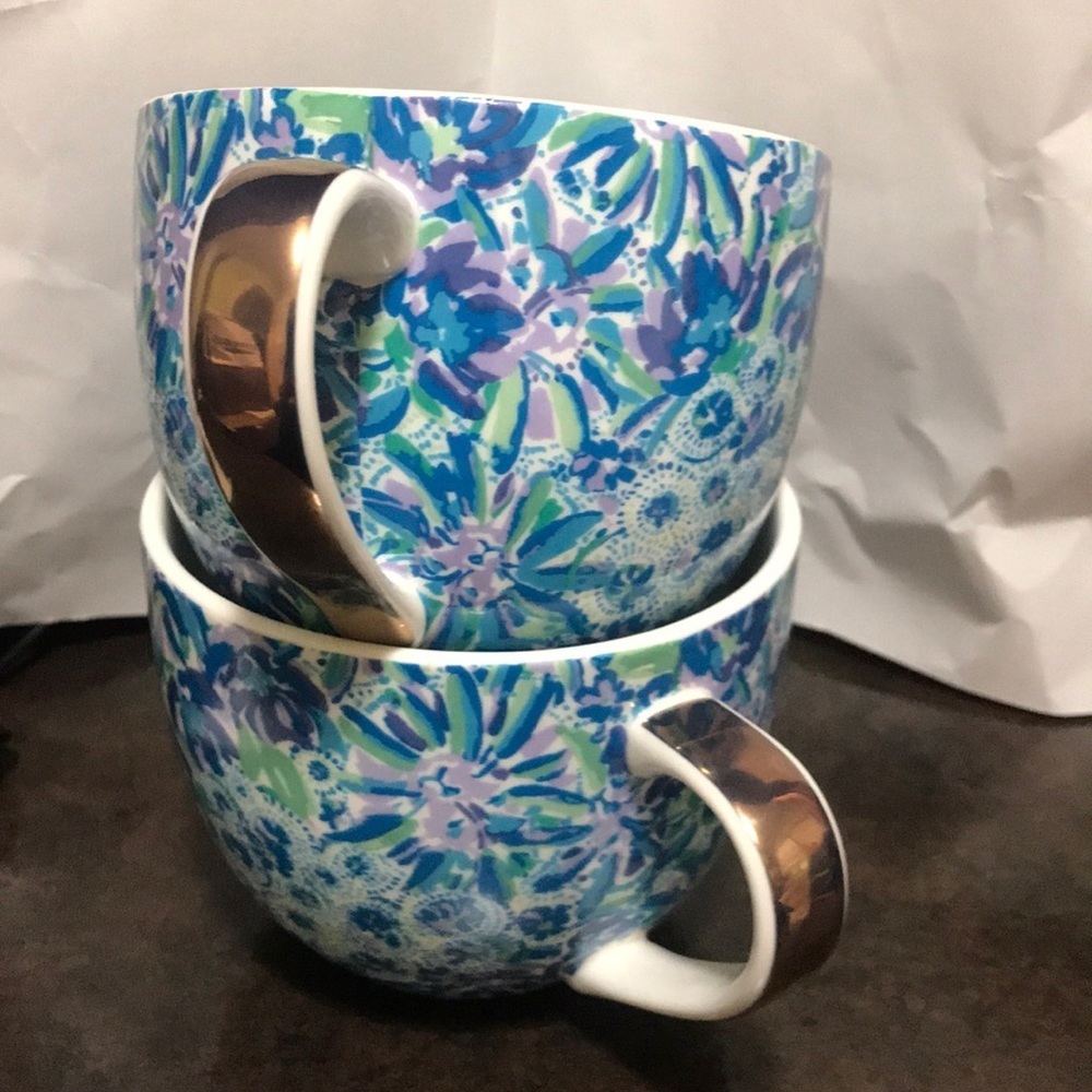 New Lilly Pulitzer Blue Ceramic Mugs